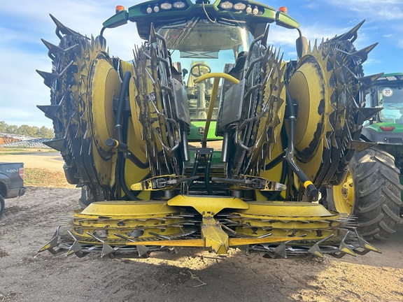 Photo of 2022 John Deere 772