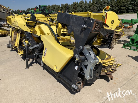Photo of 2022 John Deere 772