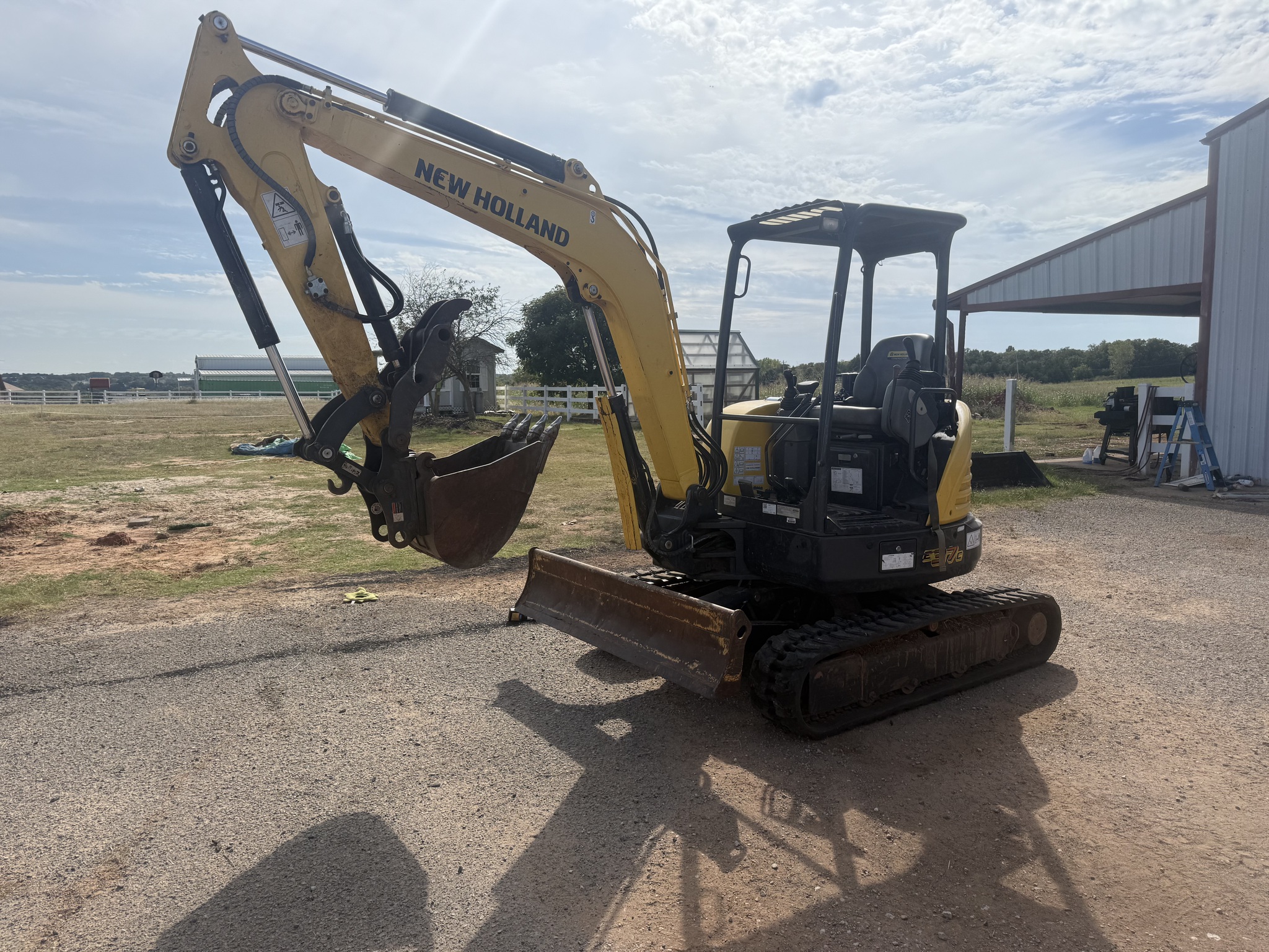 2022 New Holland E37C Image 1