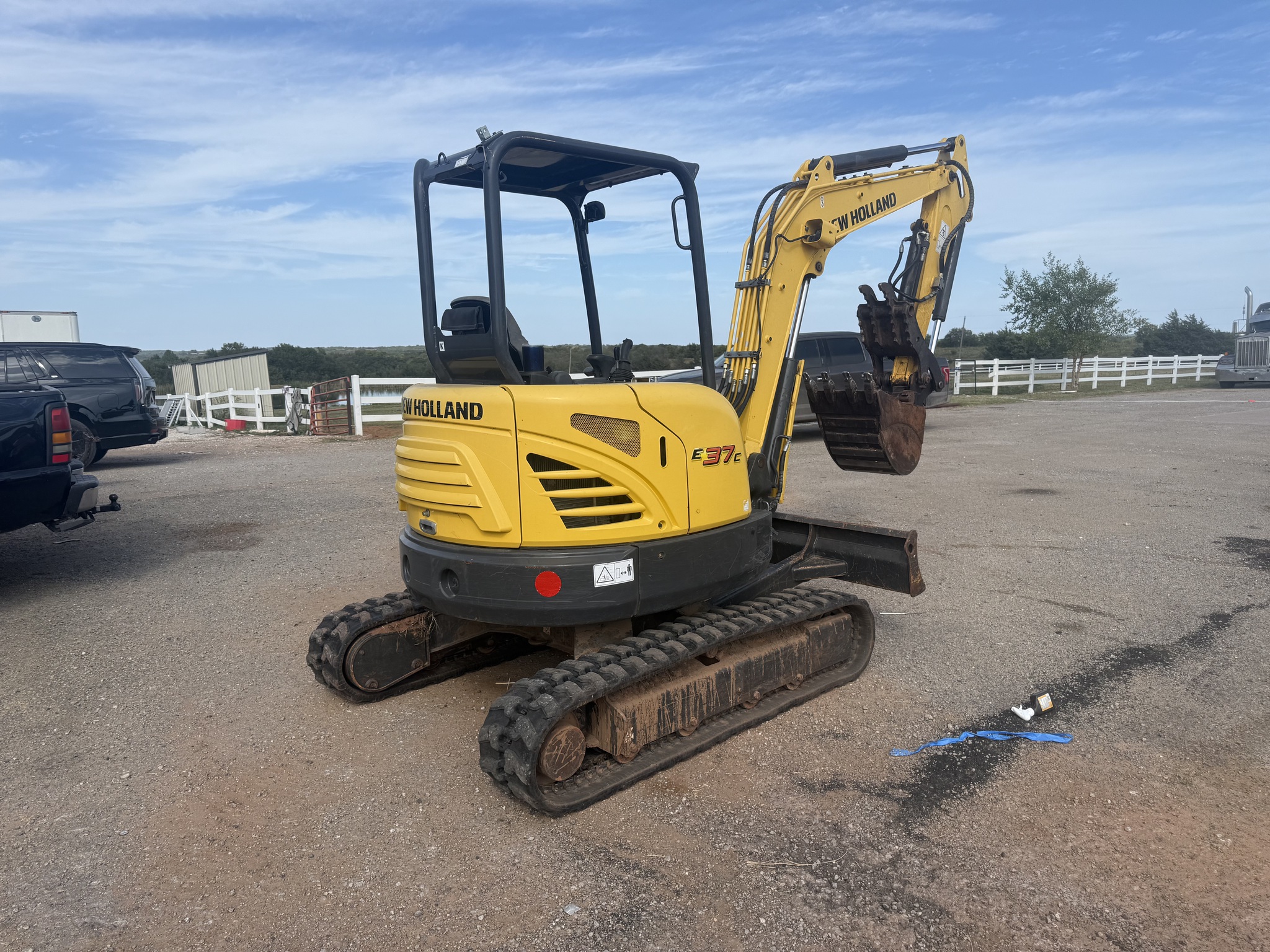 2022 New Holland E37C Image 5