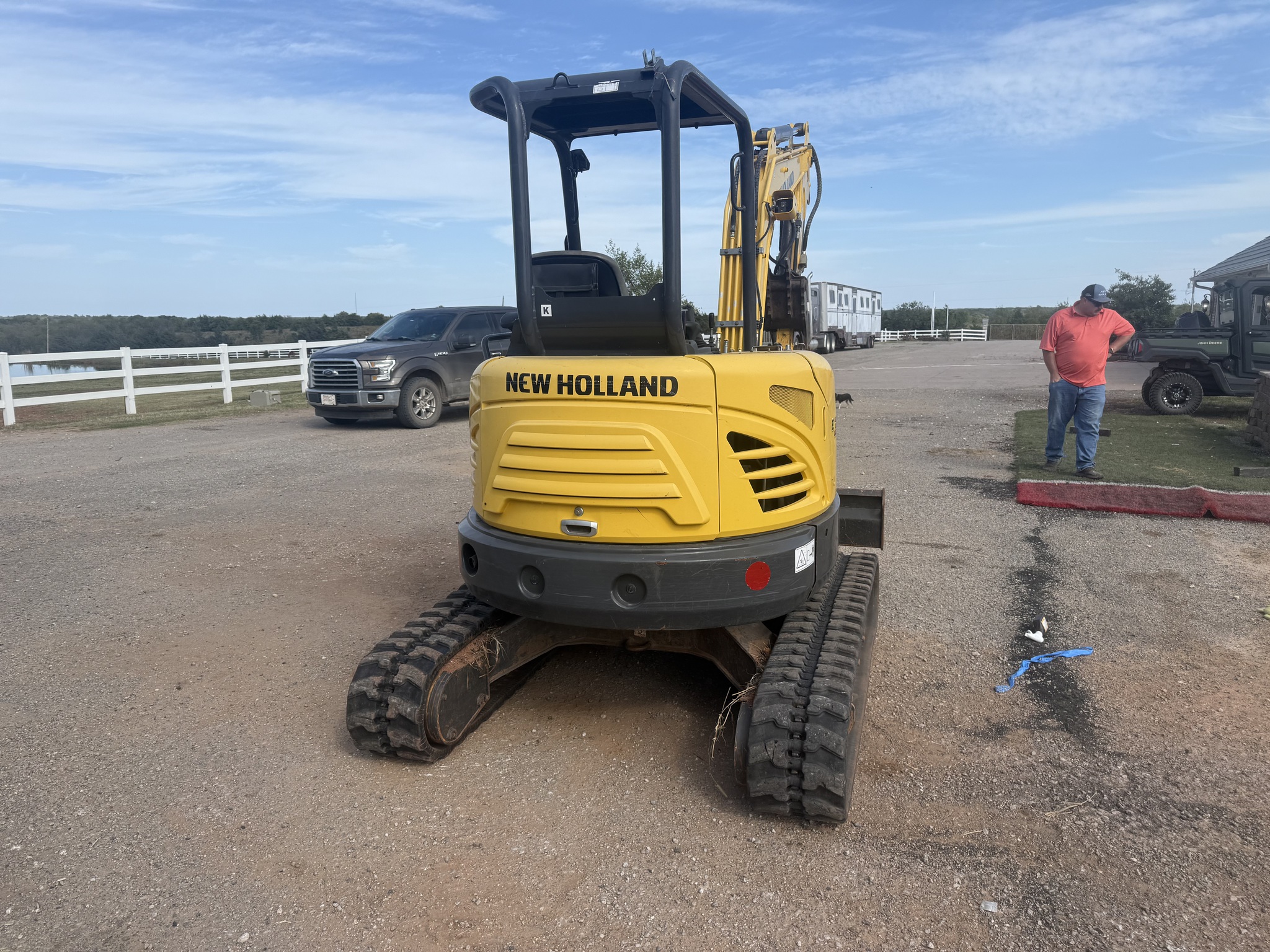 2022 New Holland E37C Image 4