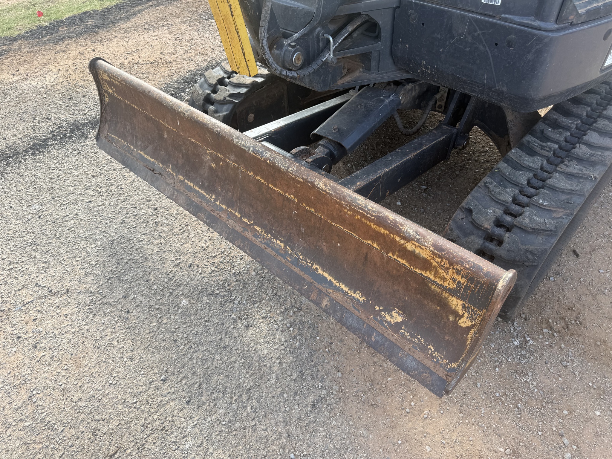 2022 New Holland E37C Image 10