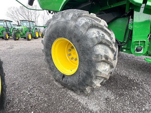 2024 John-Deere S780