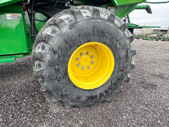 2024 John-Deere S780