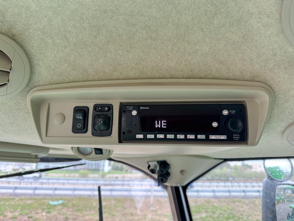 2024 John-Deere S780