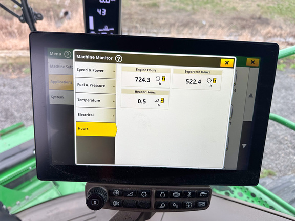 2024 John-Deere S780