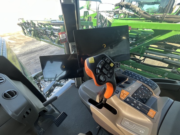 Used 2025 John Deere 616R Self Propelled Sprayers at Horizon Ag & Turf in Lloydminster, AB - Photo4