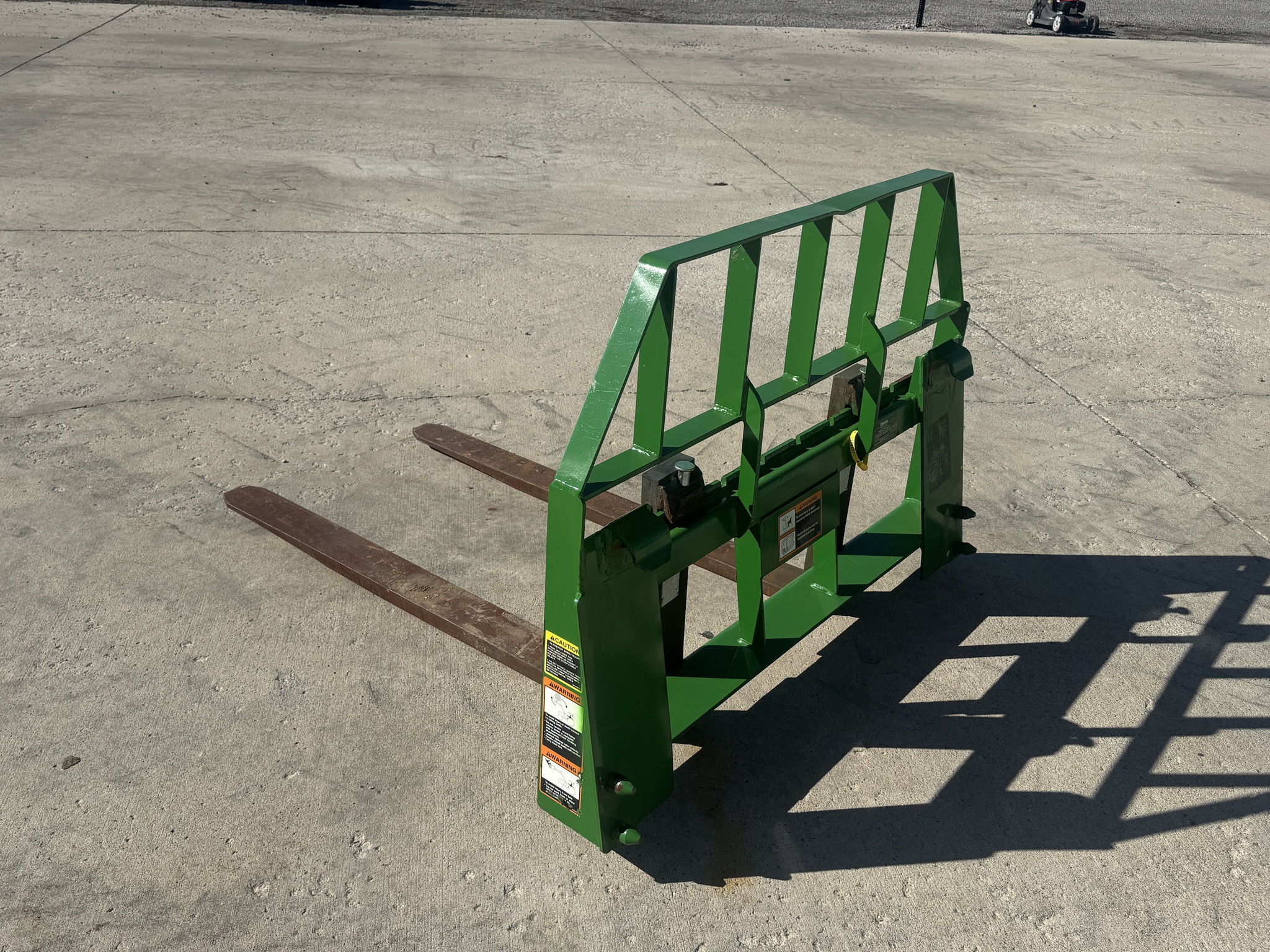 2022 John Deere AP12F Image 4