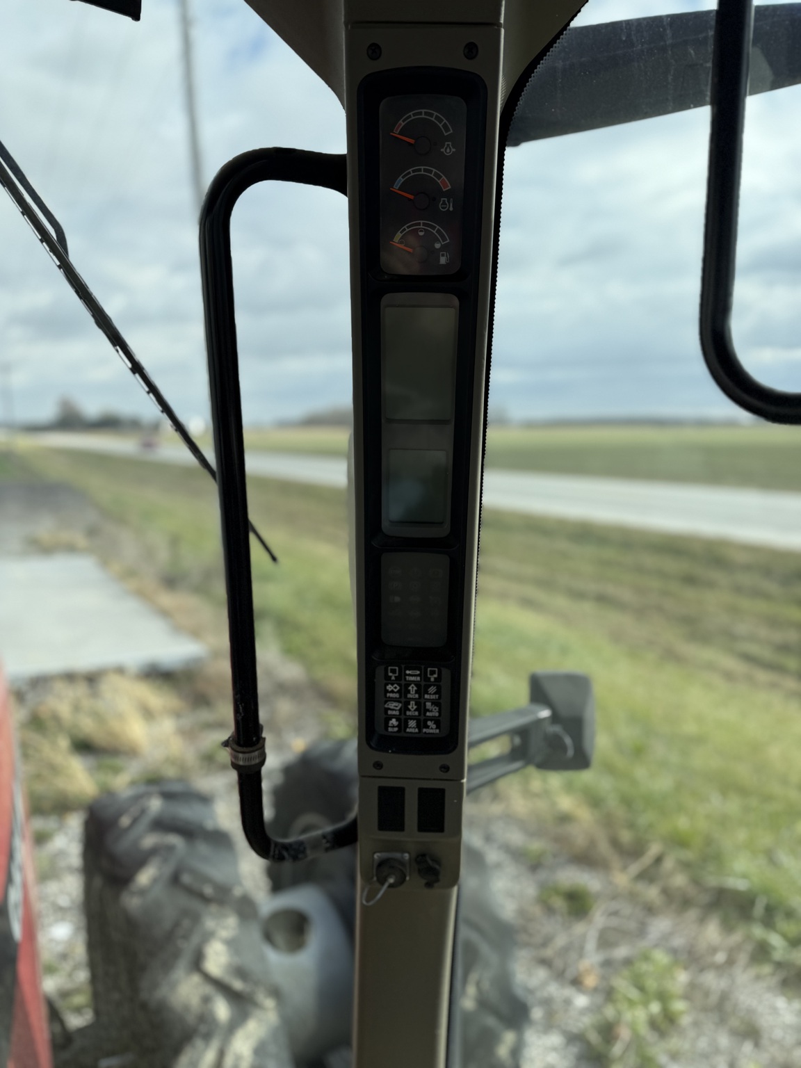 2006 Case IH MX285 Image 33