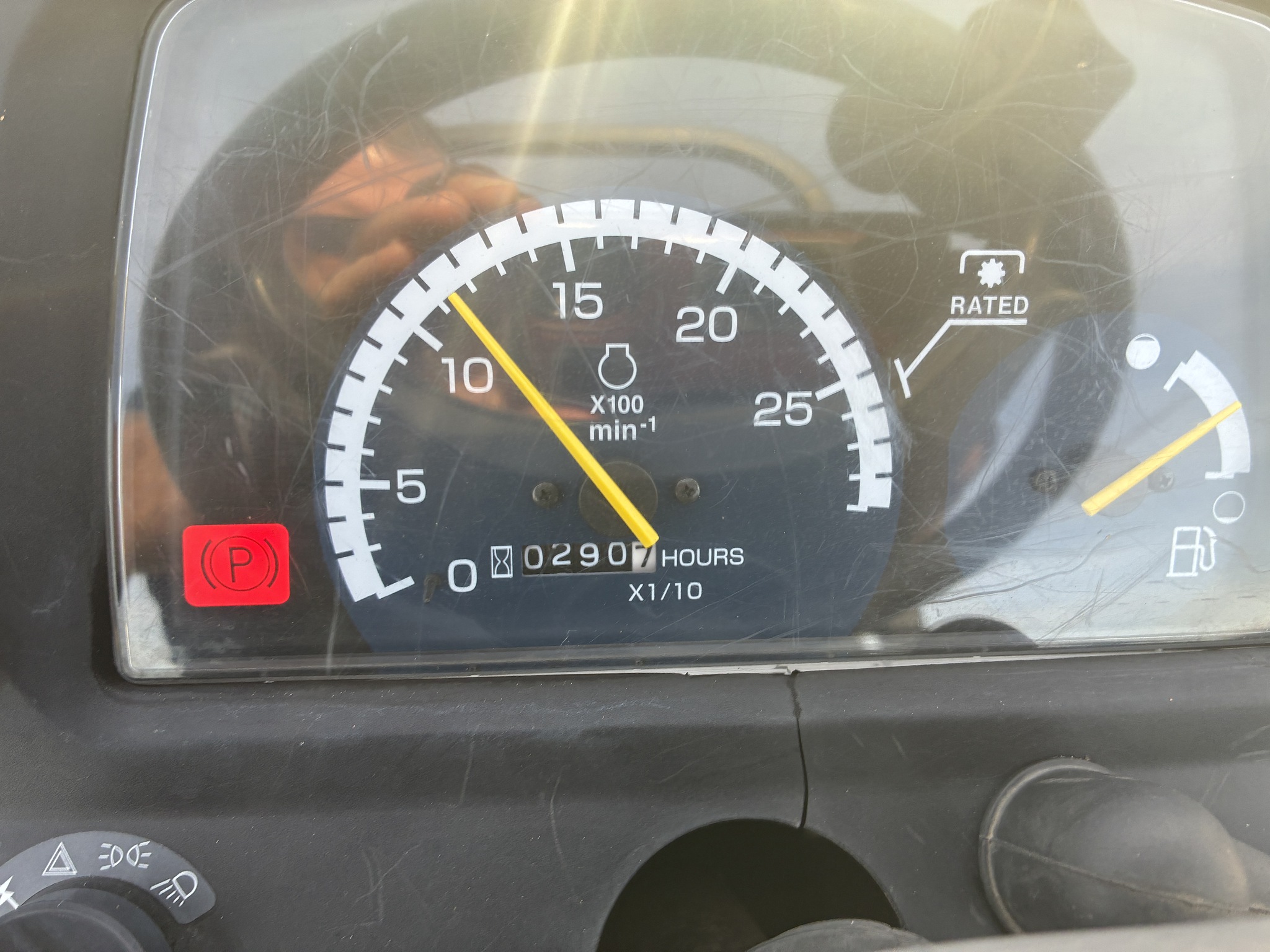 2015 John Deere 2032R Image 26