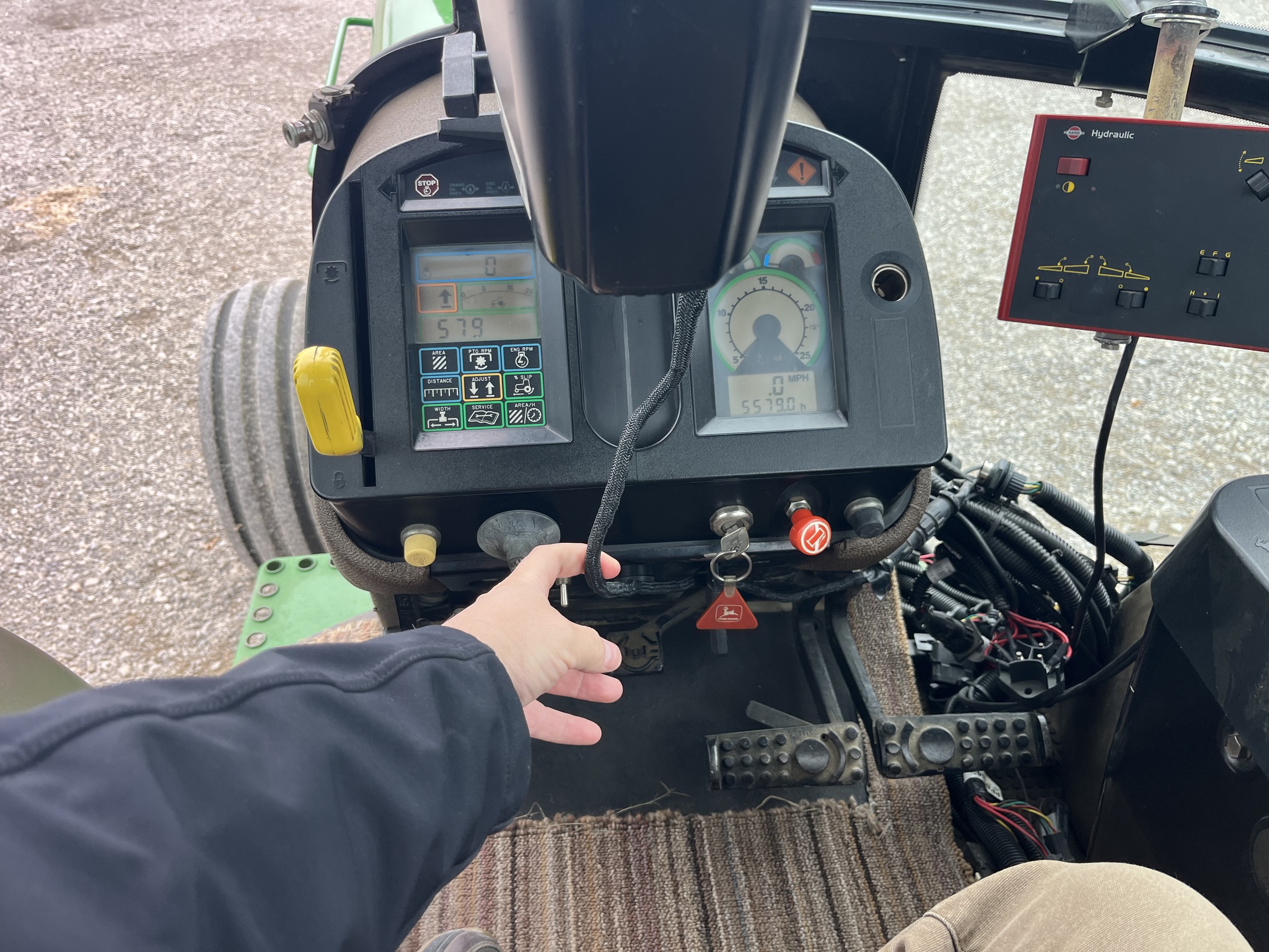 1990 John Deere 4455 Image 18