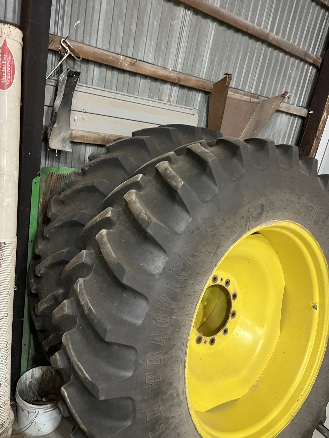 1990 John Deere 4455 Image 14