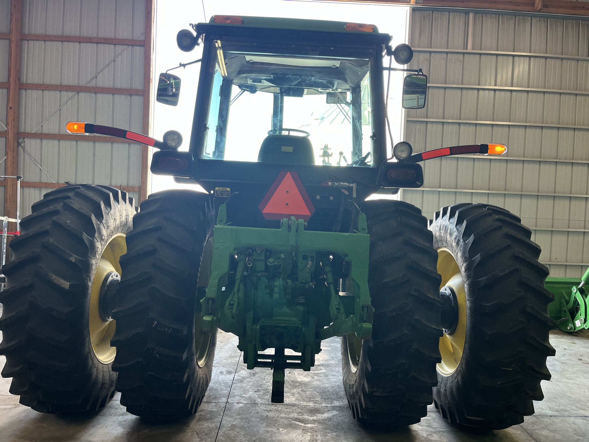 1990 John Deere 4455 Image 5