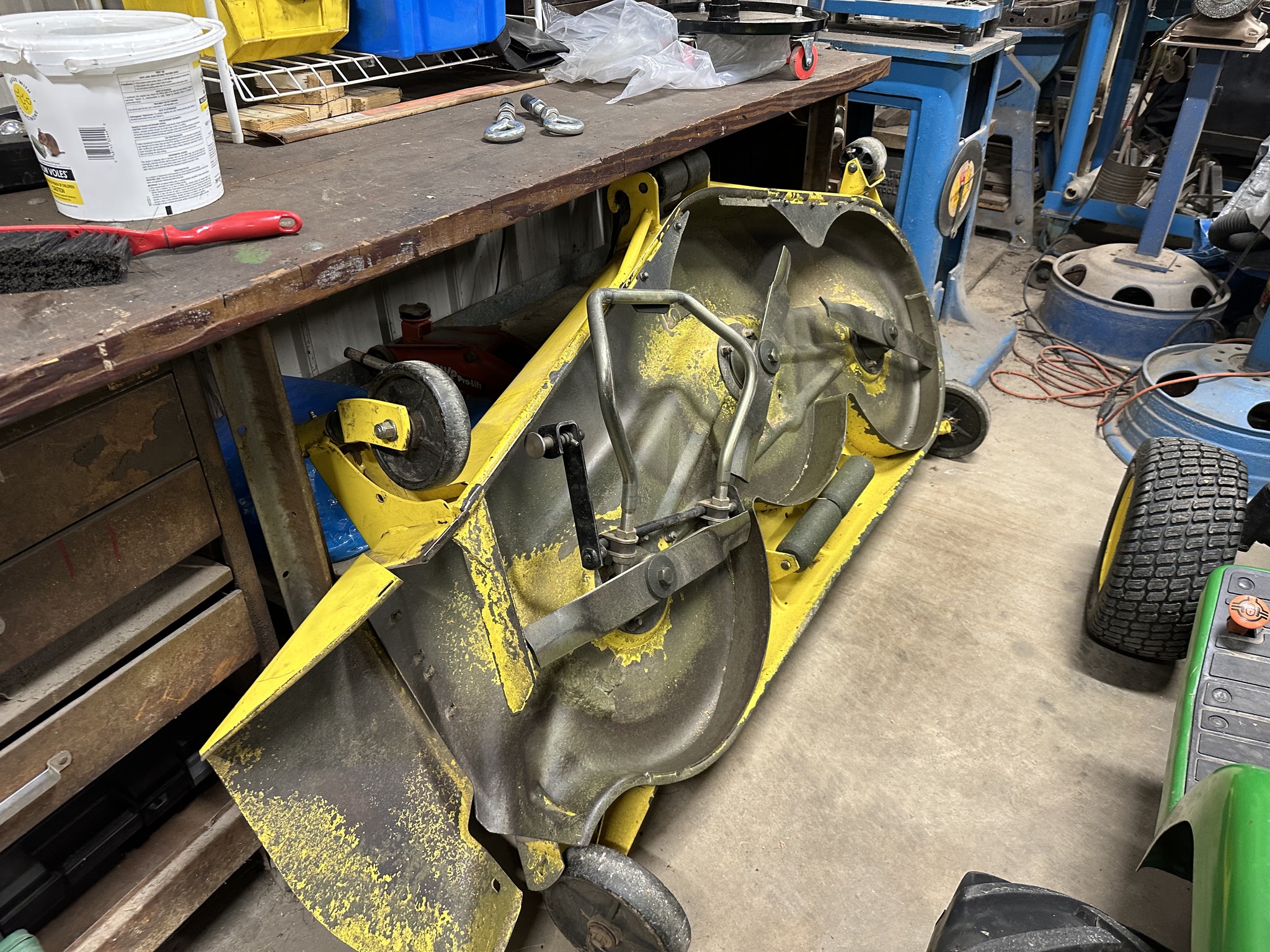 1999 John Deere 445 Image 13