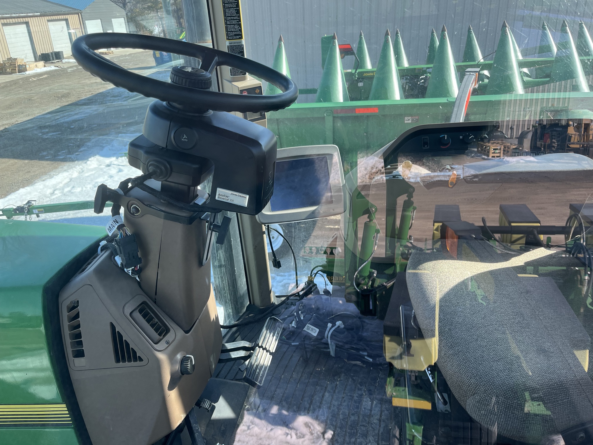 1998 John Deere 8200 Image 22