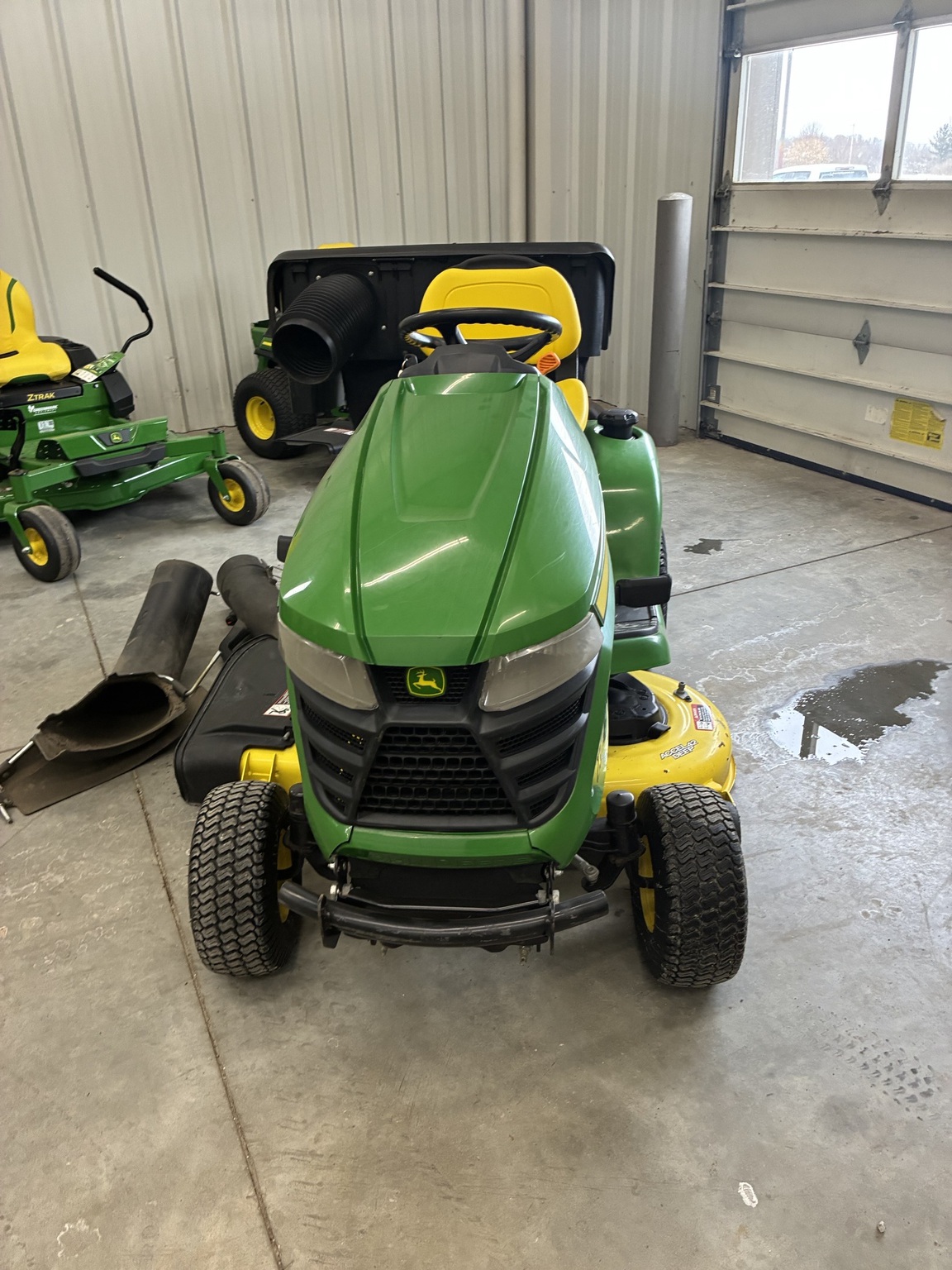 2018 John Deere X350 Image 3