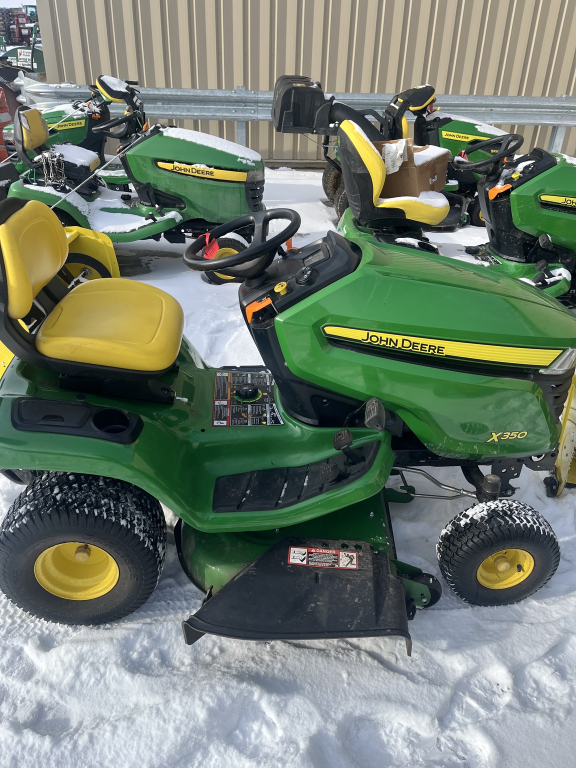 2023 John Deere X350 Image 1