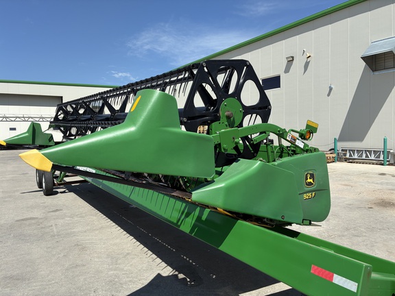 2002 John Deere 925 Used Equipment