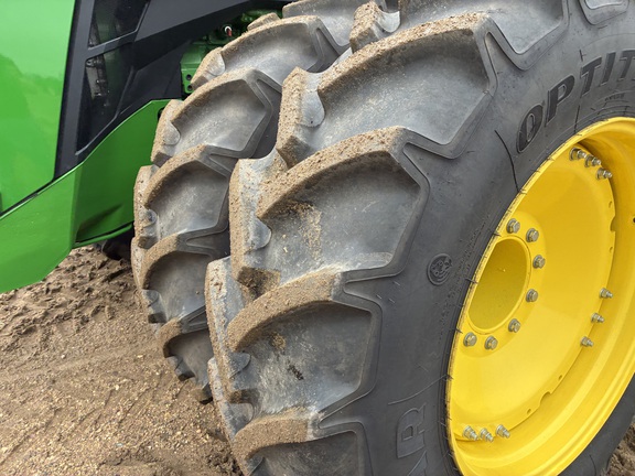 2025 John Deere 8R 370 - Photo11