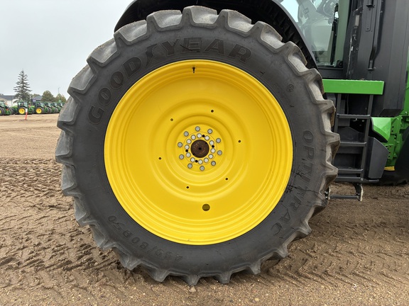 2025 John Deere 8R 370 - Photo17