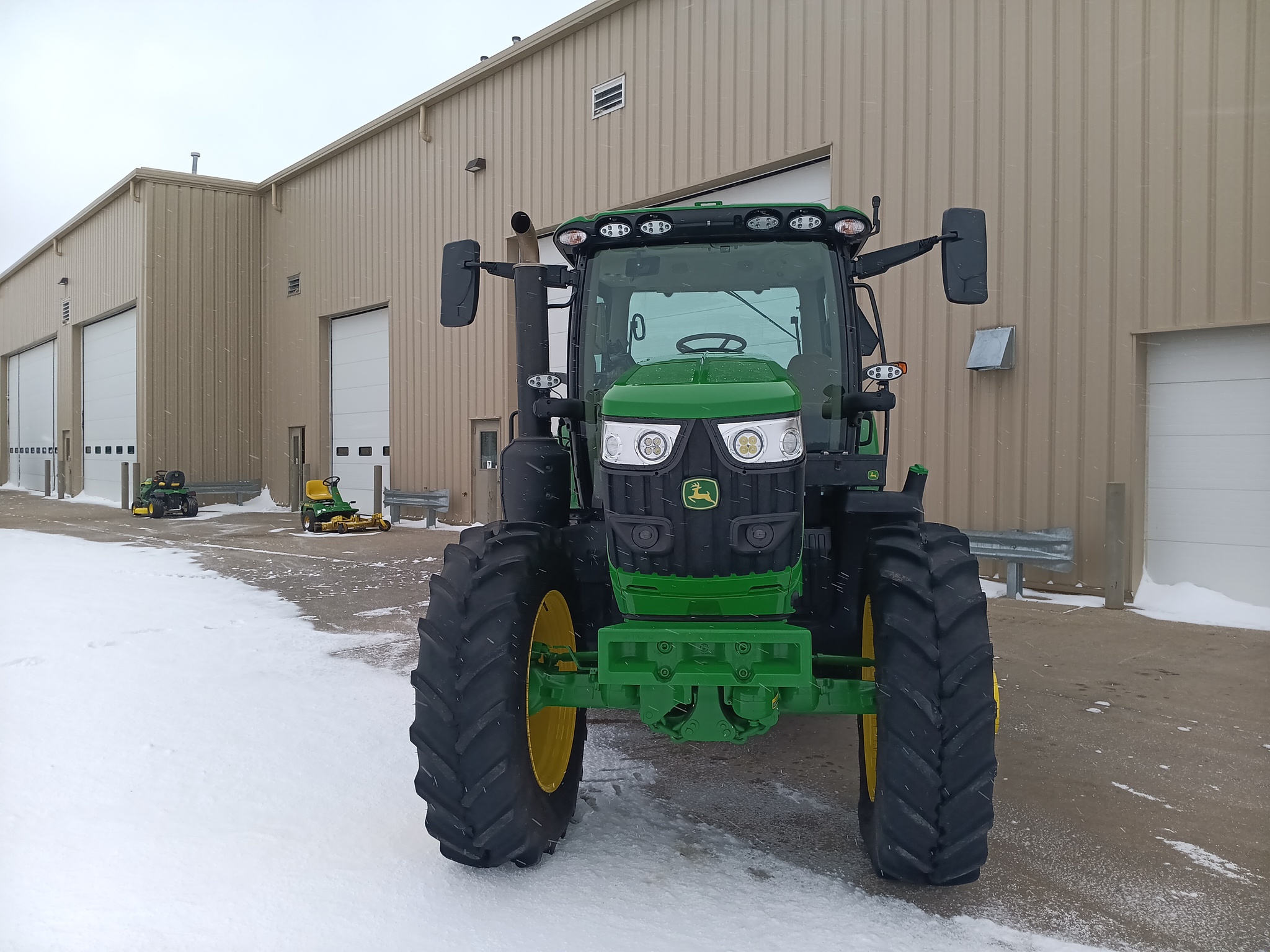 2024 John Deere 6R 165 Image 8
