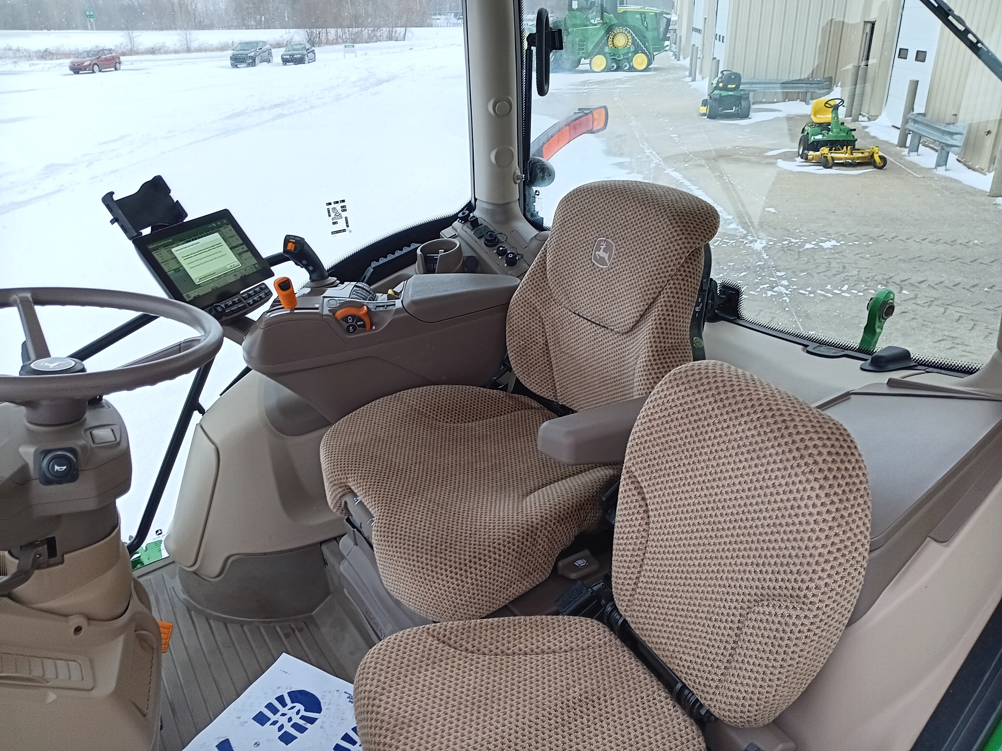 2024 John Deere 6R 165 Image 9