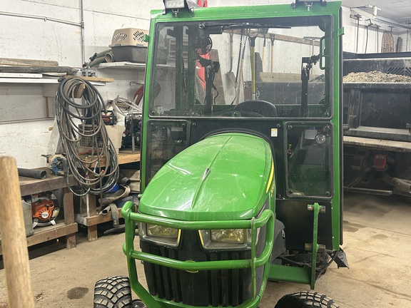 2020 John Deere 2032R - Photo9