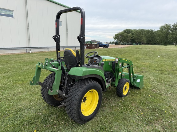 2020 John Deere 2032R - Photo3