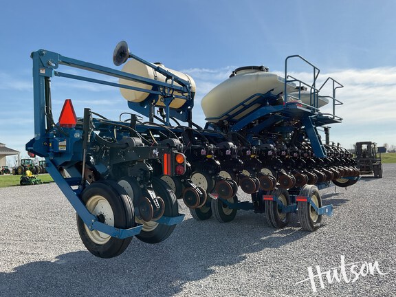 Photo of 2009 Kinze 3660