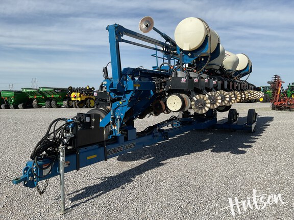 Photo of 2009 Kinze 3660