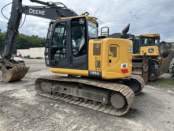 2019 John Deere 135G
