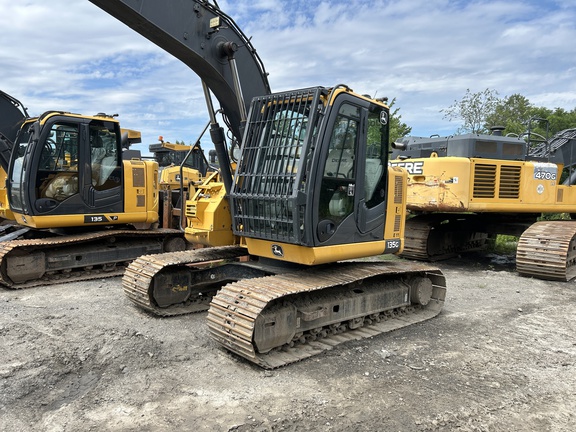 2019 John Deere 135G