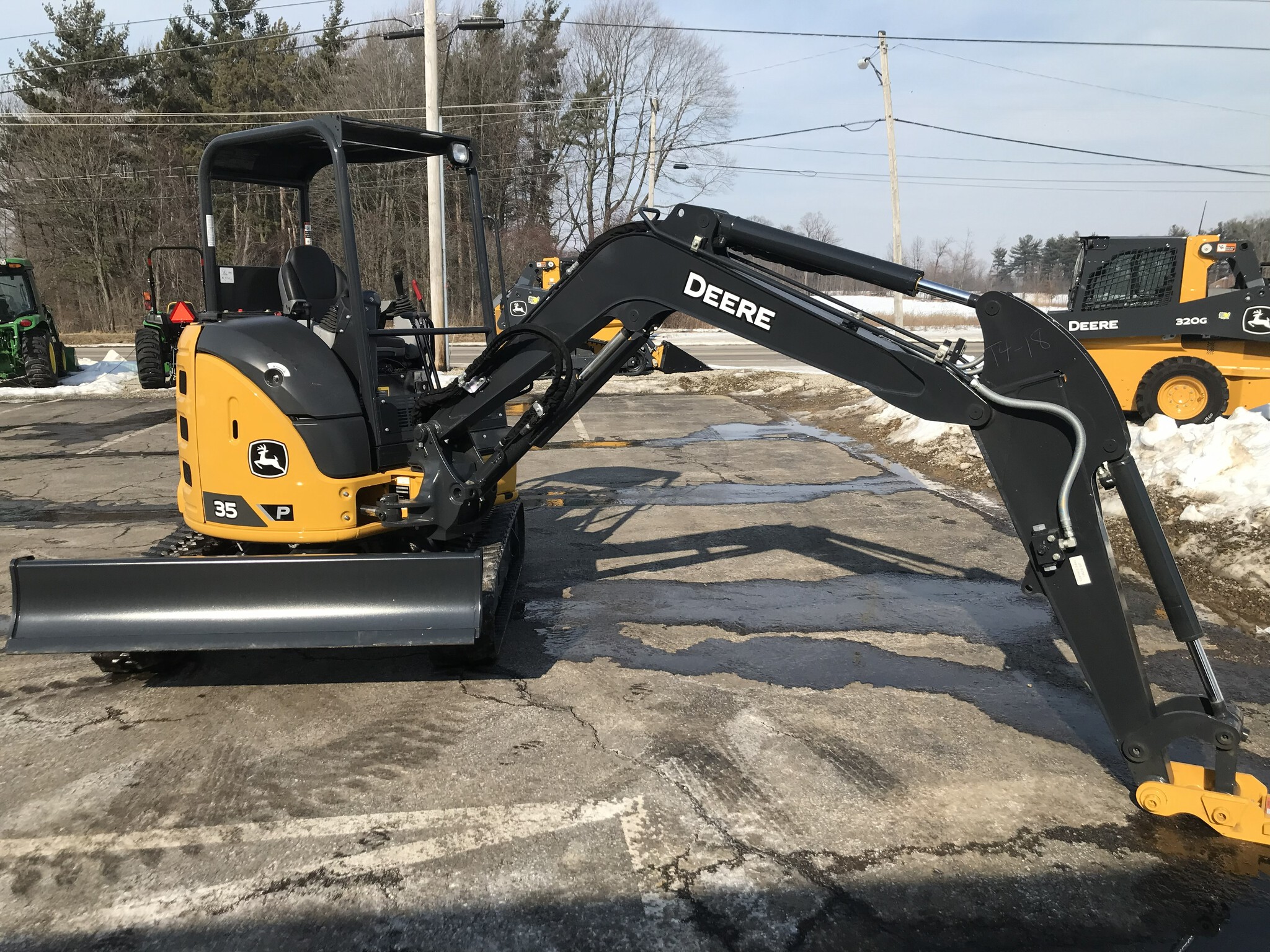 2026 John Deere 35 P Image 7