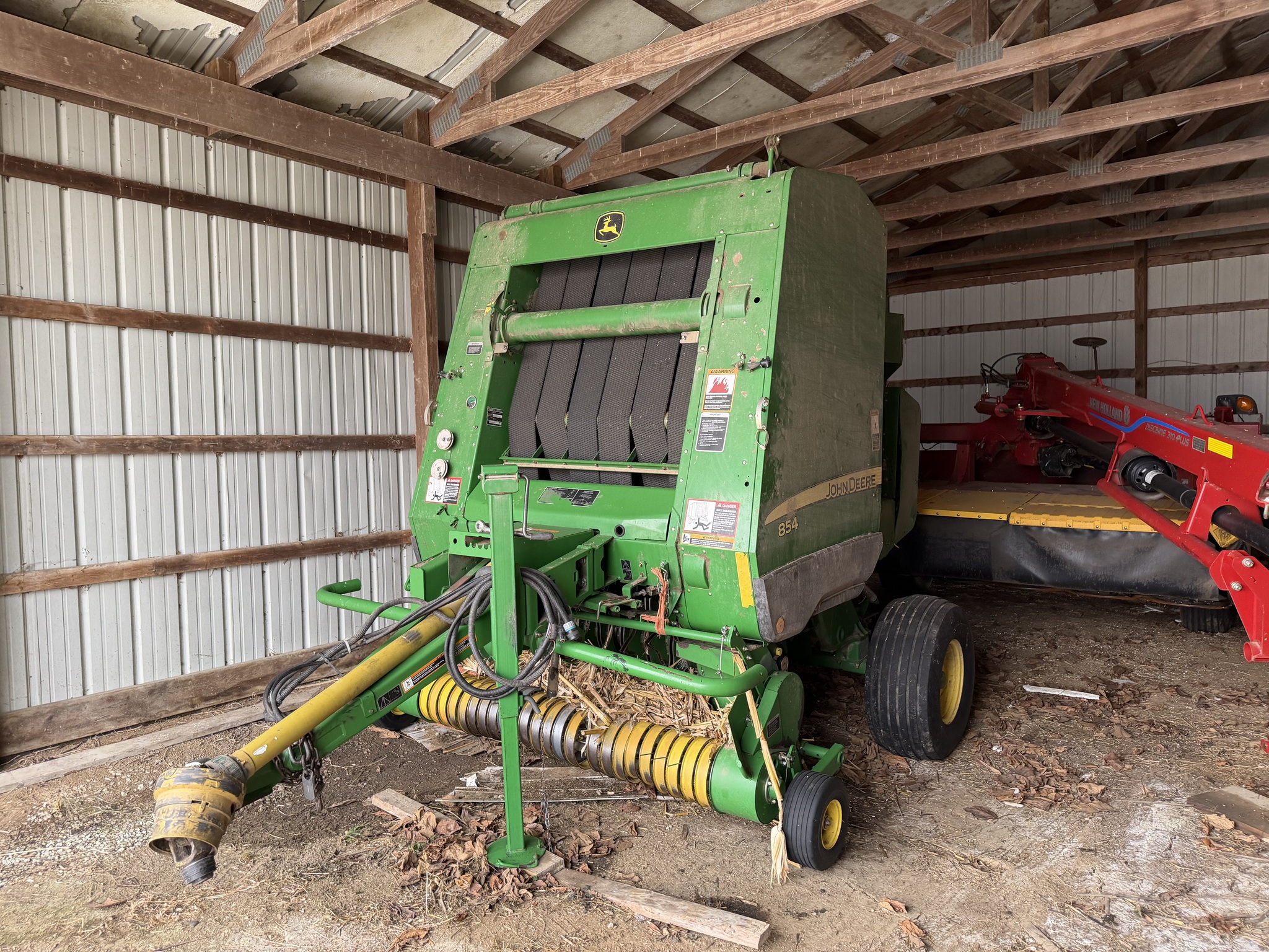 2011 John Deere 854 Silage Special Image 2