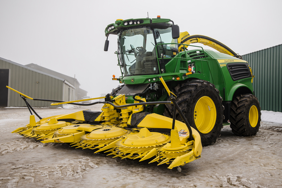 2025 John Deere 8400 thumbnail 6