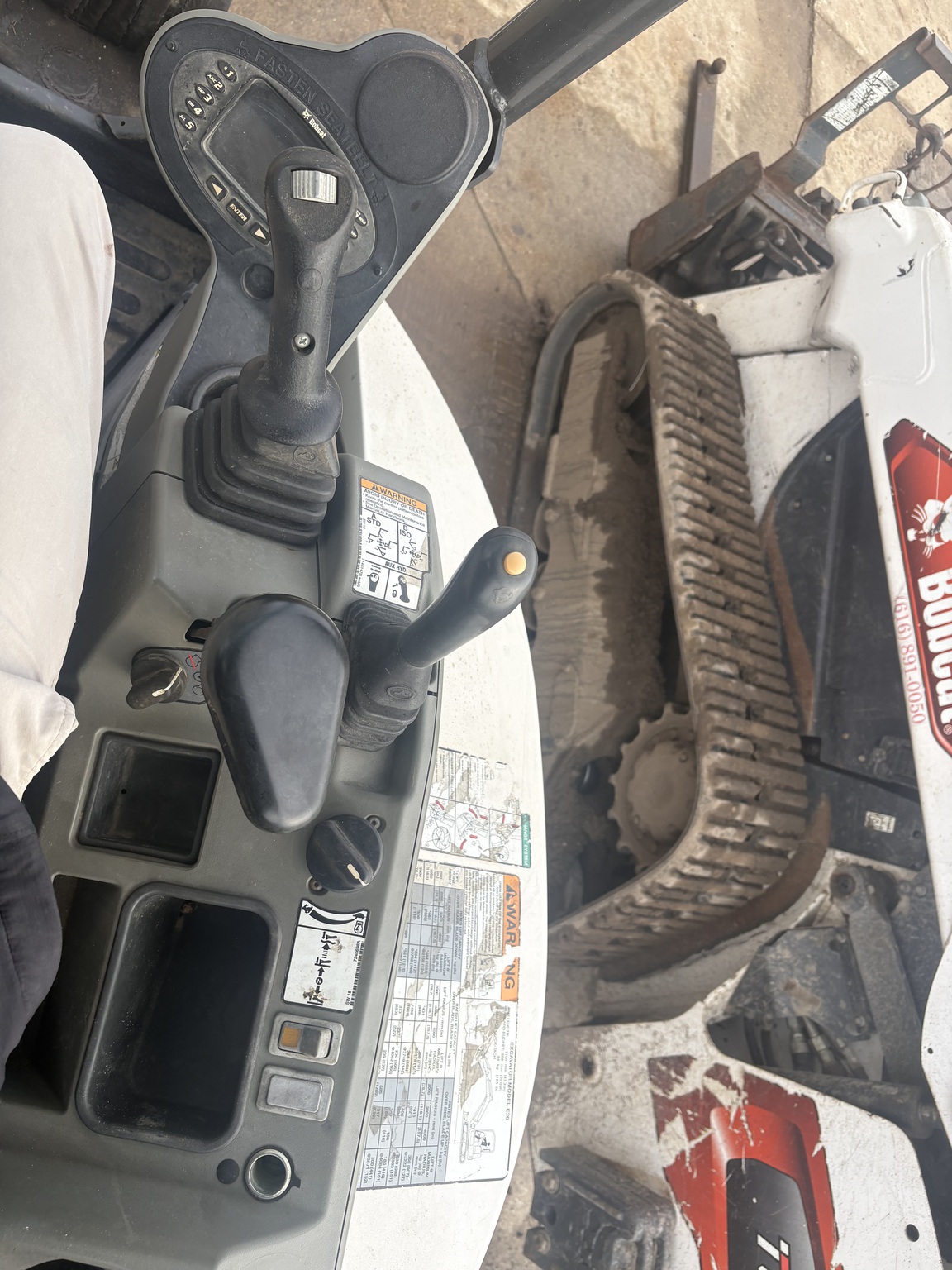 2019 Bobcat E26 Image 2