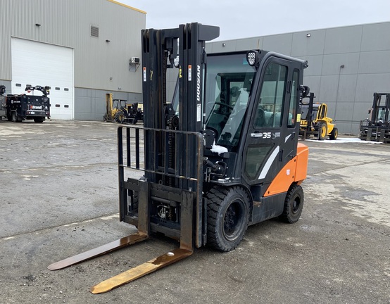 Photo of a 2022 Doosan G35EC-7L