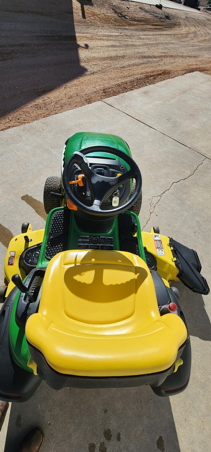 2015 John Deere D170 Image 5