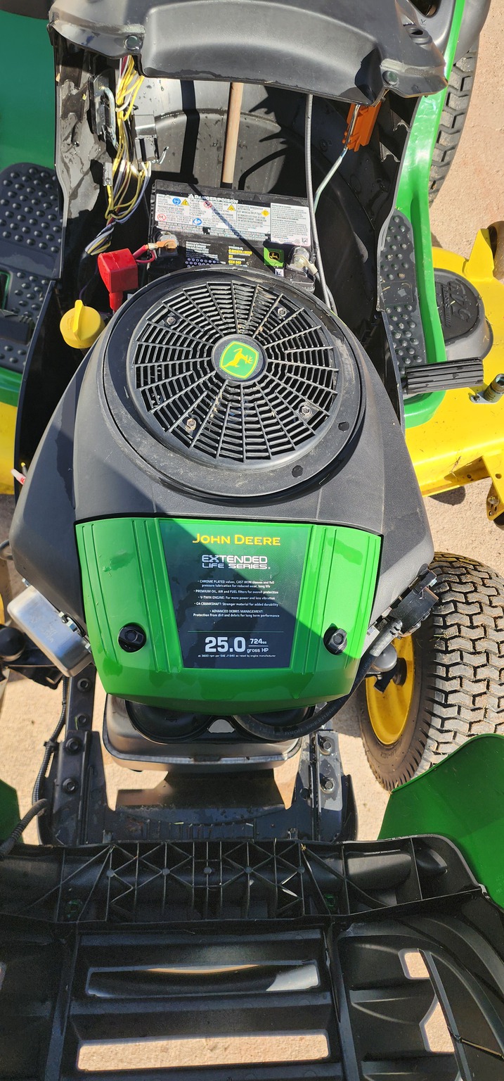 2015 John Deere D170 Image 6