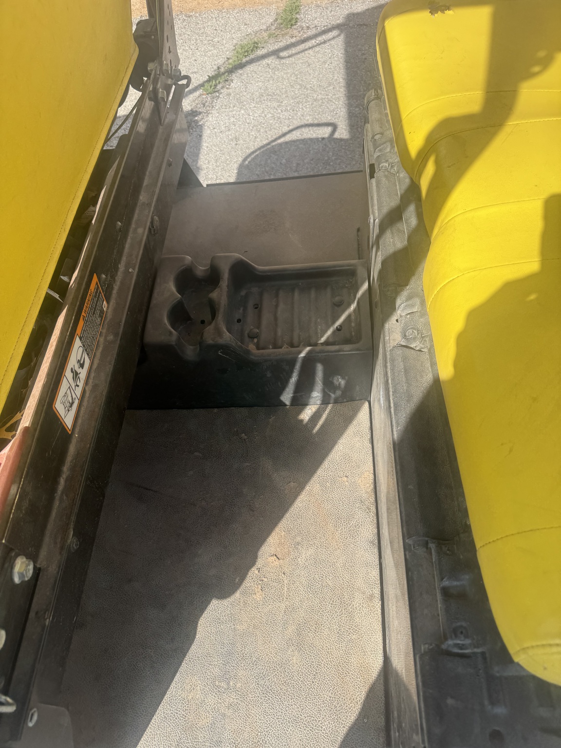 2015 John Deere XUV 825I S4 Image 9