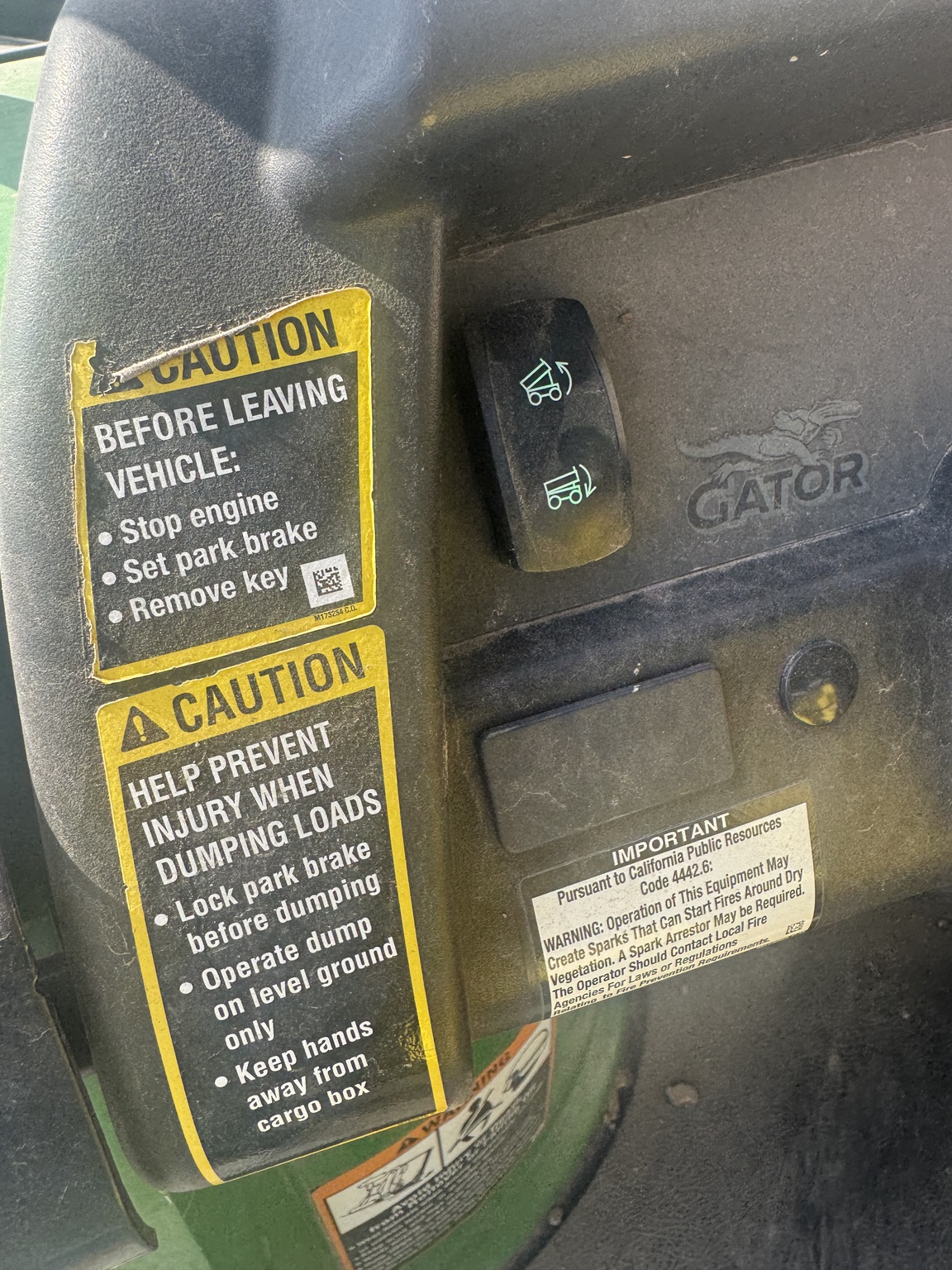 2015 John Deere XUV 825I S4 Image 10