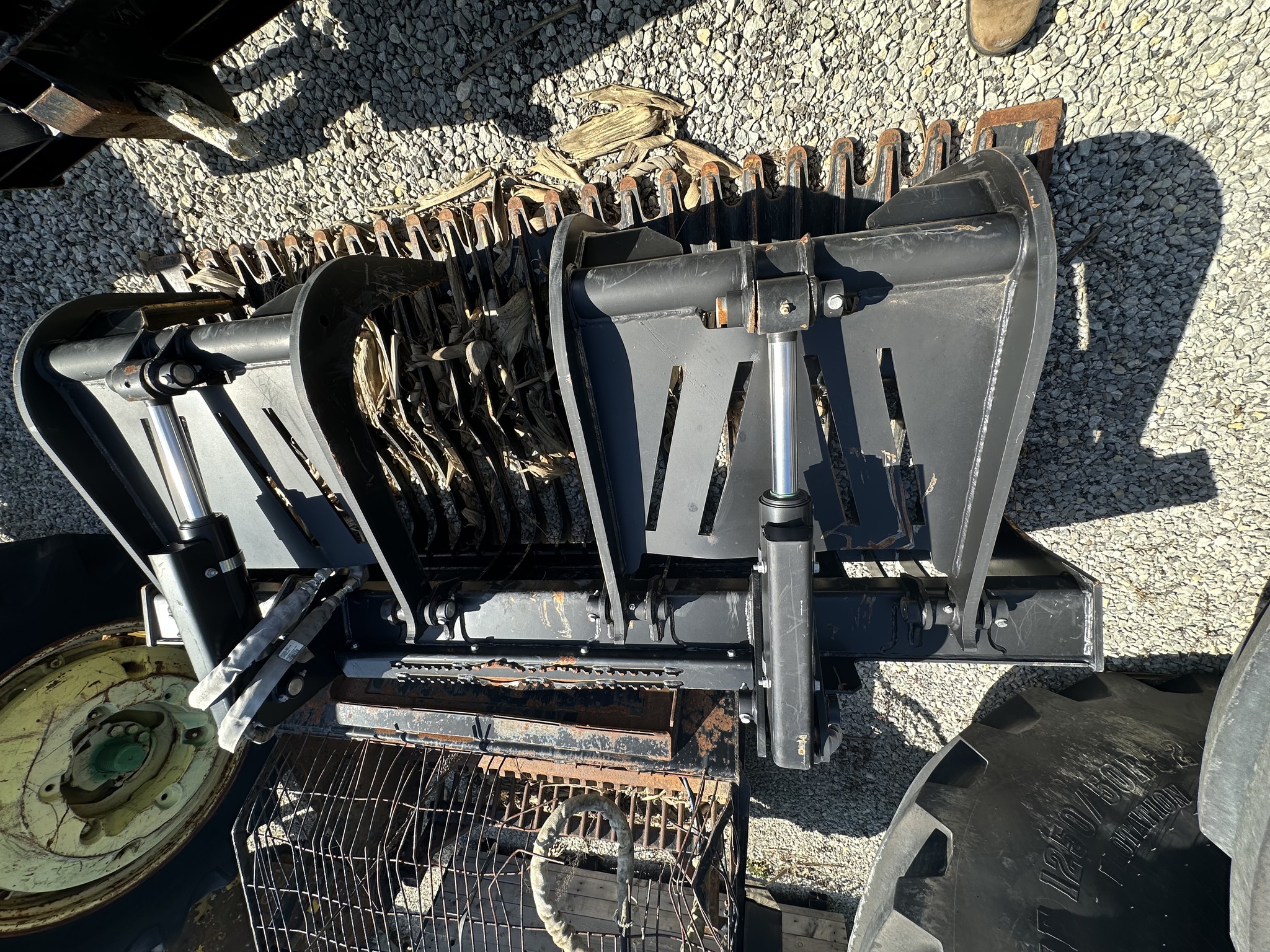 2023 John Deere GR84B Image 2