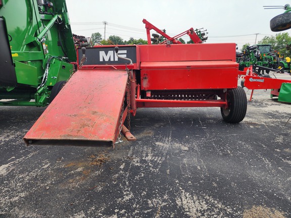 1976 Massey-Ferguson MF124