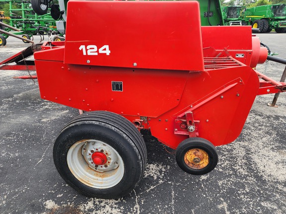 1976 Massey-Ferguson MF124