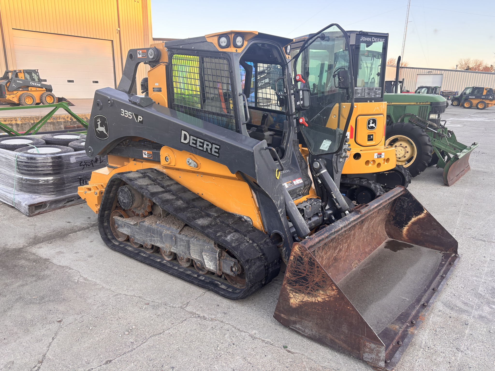 2024 John Deere 335 P Image 1