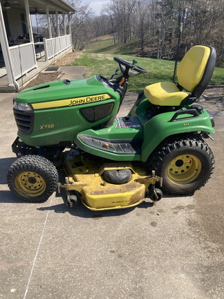 Photo of 2014 John Deere X738