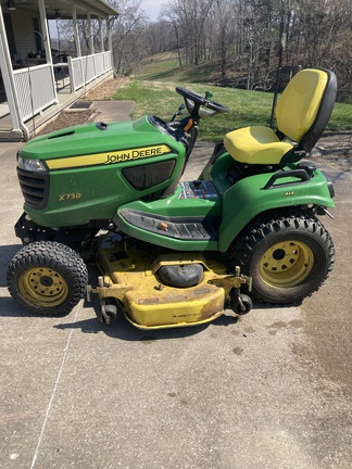 Photo of 2014 John Deere X738
