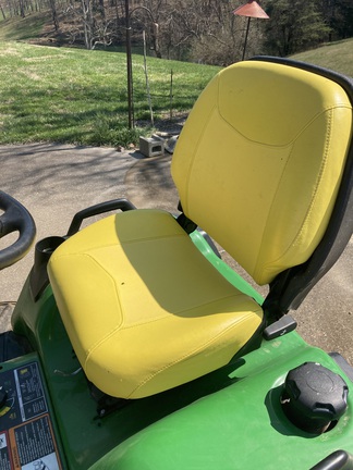 Photo of 2014 John Deere X738