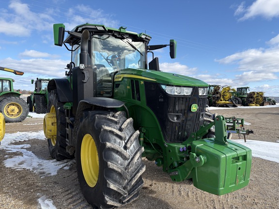 Photo of 2023 John Deere 7R 350