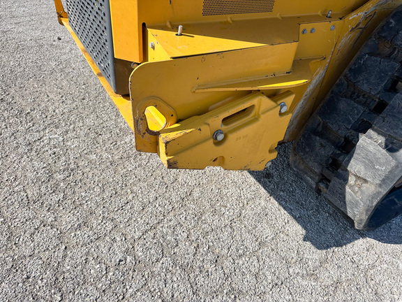2023 John-Deere 325G